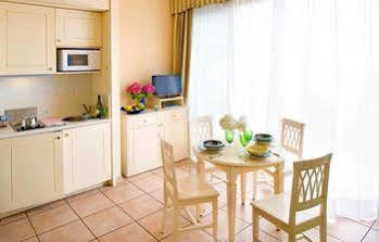 Appartement Parco Vacanze Monti E Mare à Alassio Extérieur photo